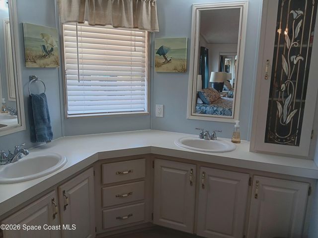 927 Dogwood Drive, Barefoot Bay, FL 32976