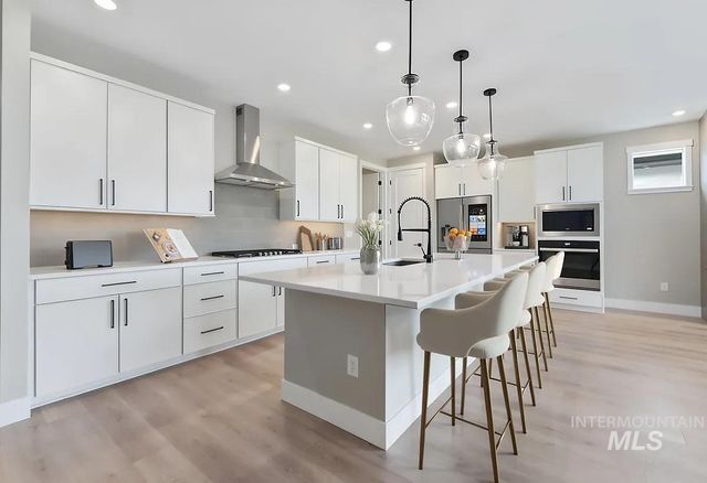 5844 W Oxton St, Eagle, ID 83616