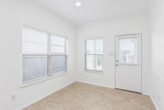 9113 Holliday Lane, Aubrey, TX 76227