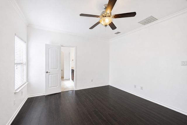 9113 Holliday Lane, Aubrey, TX 76227