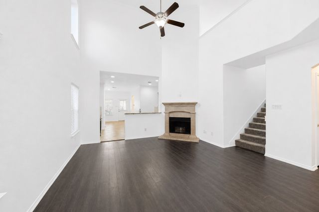 9113 Holliday Lane, Aubrey, TX 76227