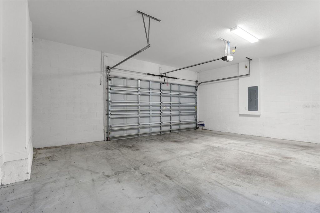 Image 22 of property listing at 9738 NERUDA STREET, Orlando, FL 32827