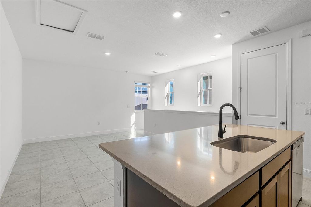 Image 26 of property listing at 9738 NERUDA STREET, Orlando, FL 32827