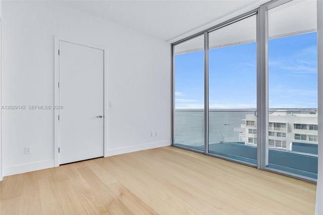 175 SE 25 Rd 1103, Miami, FL 33129