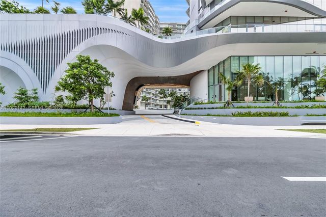 175 SE 25 Rd 1103, Miami, FL 33129