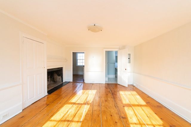 31 Mugford St. 2, Marblehead, MA 01945