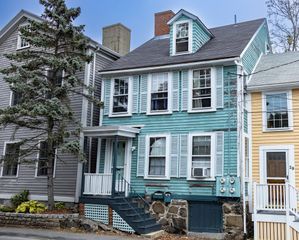 31 Mugford St. 2, Marblehead, MA 01945