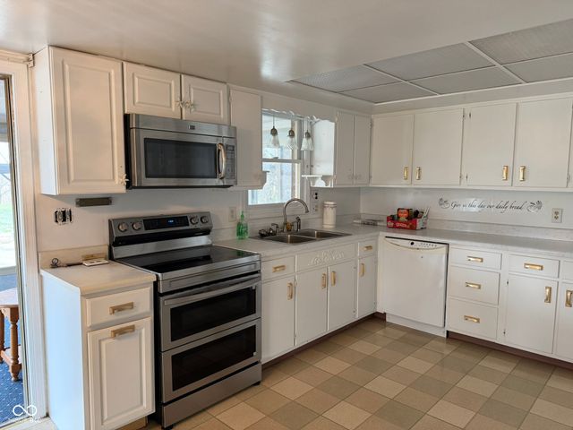 3788 W 1200 N, Kingman, IN 47952