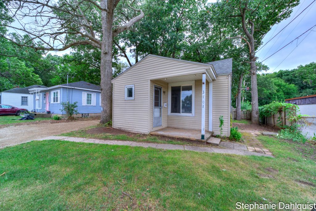 3701 Clyde Park Avenue Sw, City Of Wyoming, MI 49509