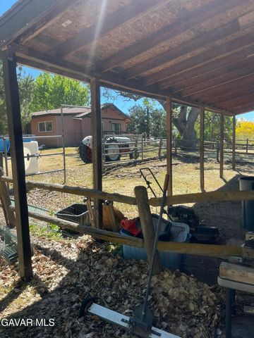 26141 Bear Valley Road, Tehachapi, CA 93561