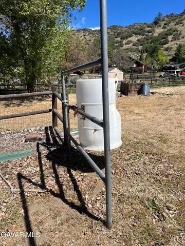 26141 Bear Valley Road, Tehachapi, CA 93561