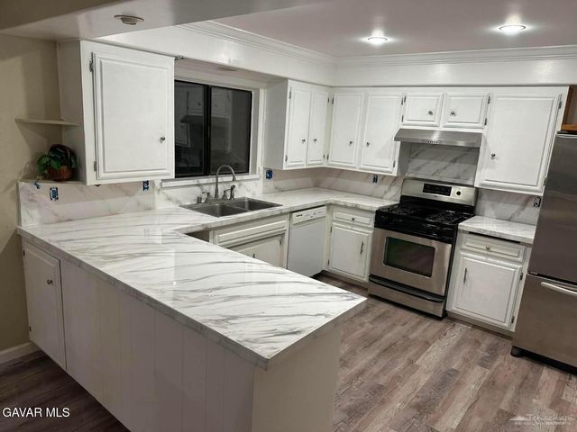26141 Bear Valley Road, Tehachapi, CA 93561