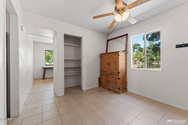 26141 Bear Valley Road, Tehachapi, CA 93561