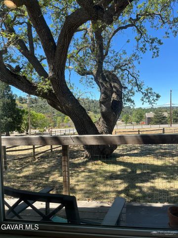26141 Bear Valley Road, Tehachapi, CA 93561