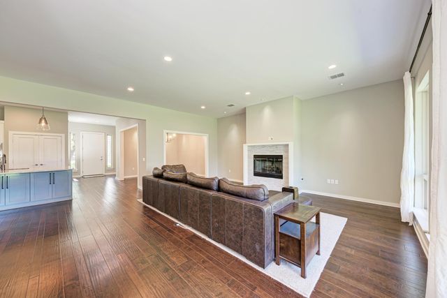 8307 Williamson Creek DR, Austin, TX 78736