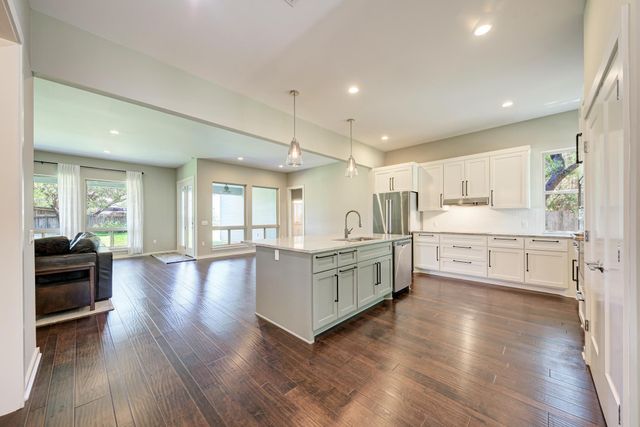 8307 Williamson Creek DR, Austin, TX 78736
