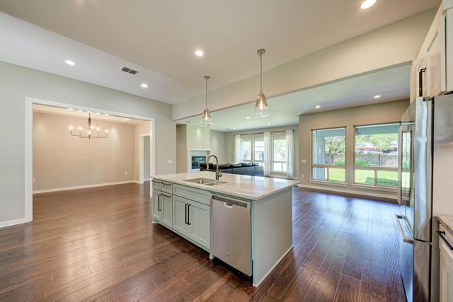 8307 Williamson Creek DR, Austin, TX 78736