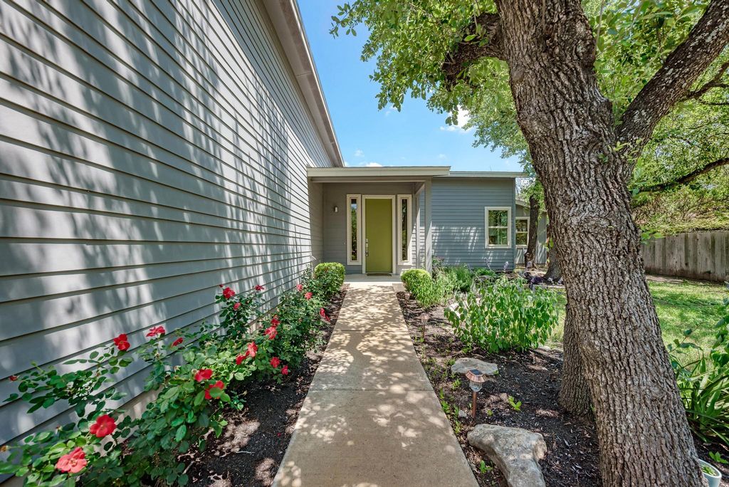 8307 Williamson Creek DR, Austin, TX 78736