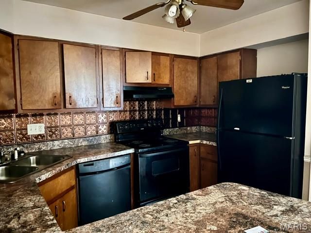 8755 Sieloff Drive B, Hazelwood, MO 63042