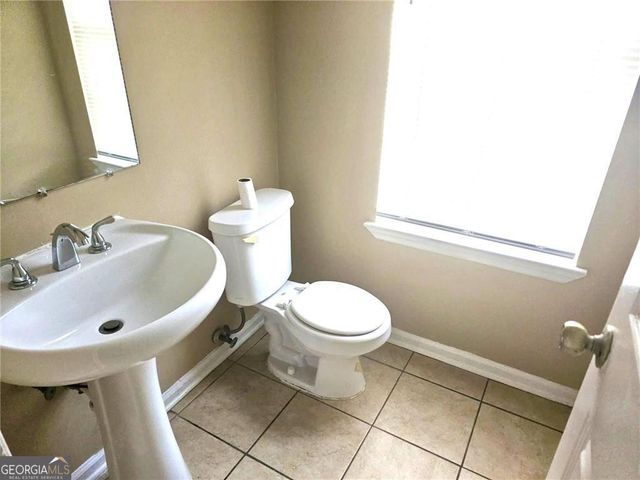 8040 Creekstone Way, Riverdale, GA 30274