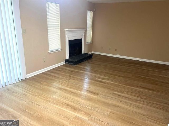 8040 Creekstone Way, Riverdale, GA 30274