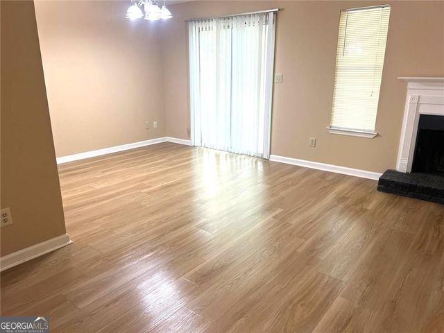 8040 Creekstone Way, Riverdale, GA 30274