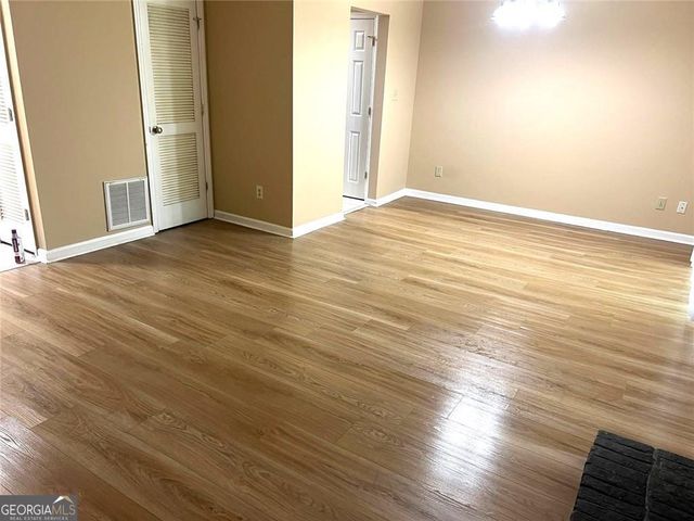 8040 Creekstone Way, Riverdale, GA 30274