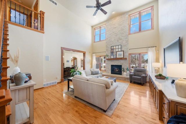 2948 BUTTERCUP ROAD, Neenah, WI 54956