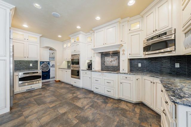 2948 BUTTERCUP ROAD, Neenah, WI 54956