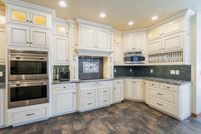 2948 BUTTERCUP ROAD, Neenah, WI 54956