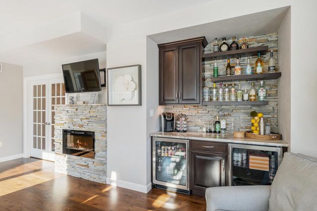 2948 BUTTERCUP ROAD, Neenah, WI 54956