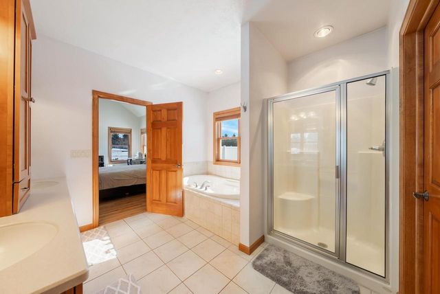 2948 BUTTERCUP ROAD, Neenah, WI 54956