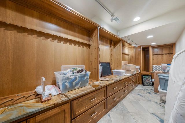 2948 BUTTERCUP ROAD, Neenah, WI 54956