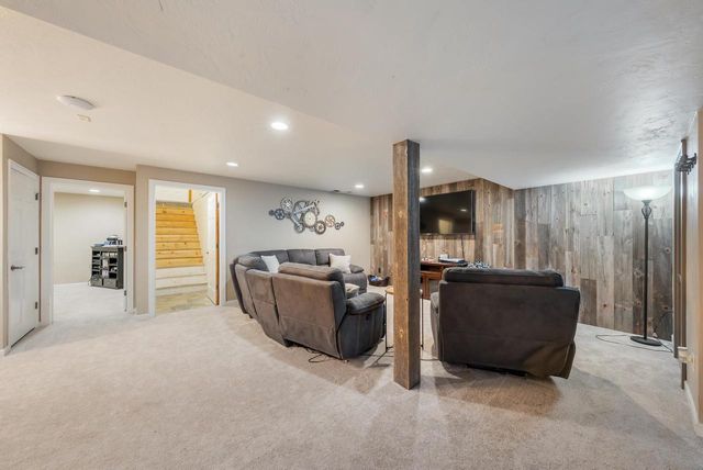 2948 BUTTERCUP ROAD, Neenah, WI 54956