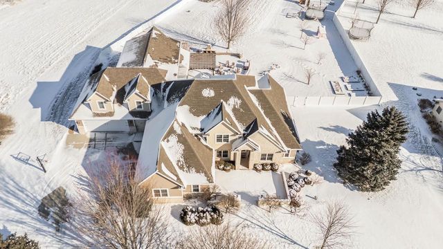 2948 BUTTERCUP ROAD, Neenah, WI 54956