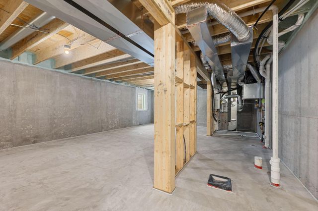 7547 Upper 42nd Street N, Oakdale, MN 55128