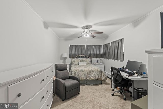 30 ROVING ROAD, Levittown, PA 19056