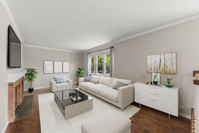 808 Livingston Court, Naperville, IL 60540