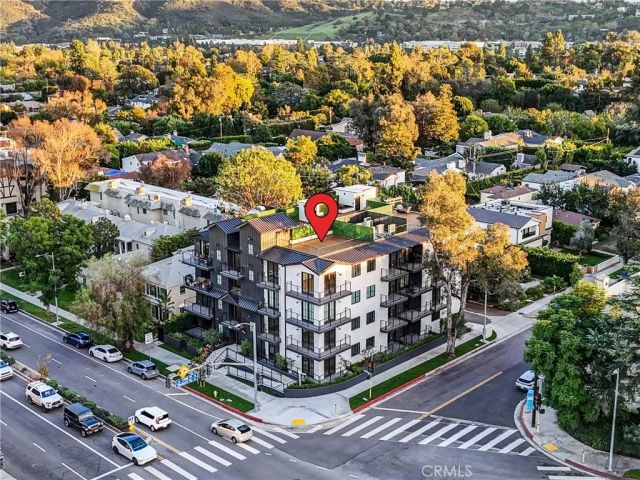 10352 Riverside Drive 102A, Toluca Lake, CA 91602