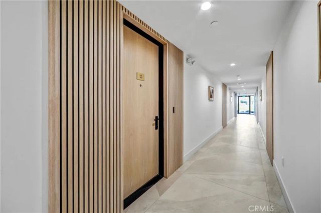 10352 Riverside Drive 102A, Toluca Lake, CA 91602