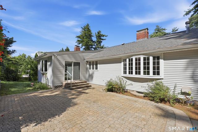 111 Mountain Road, West Hartford, CT 06107