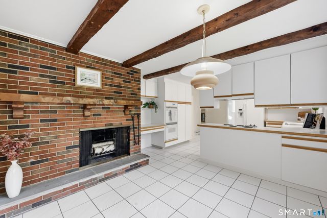 111 Mountain Road, West Hartford, CT 06107