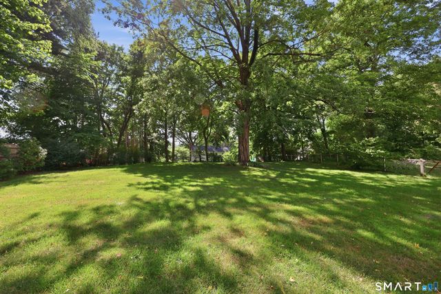 111 Mountain Road, West Hartford, CT 06107