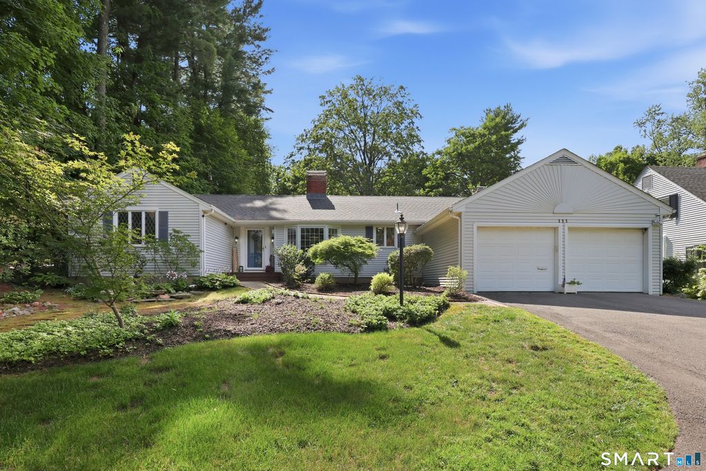 111 Mountain Road, West Hartford, CT 06107