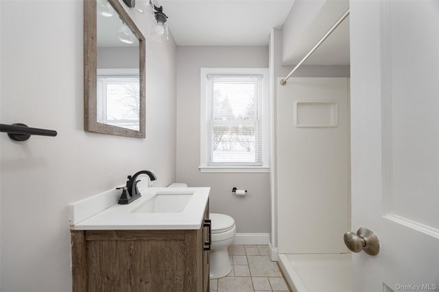 13 Robert Road, Poughkeepsie, NY 12603