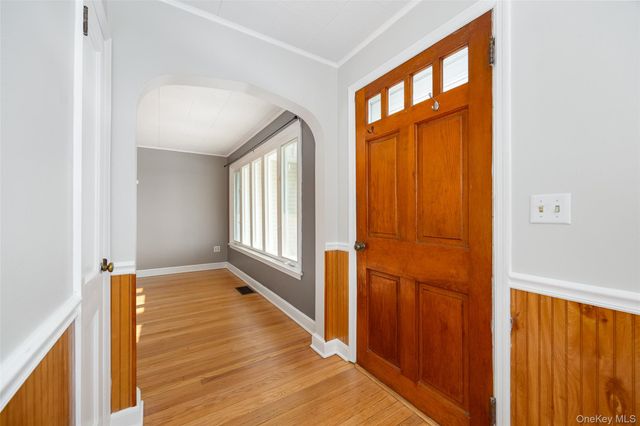 13 Robert Road, Poughkeepsie, NY 12603