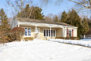 13 Robert Road, Poughkeepsie, NY 12603