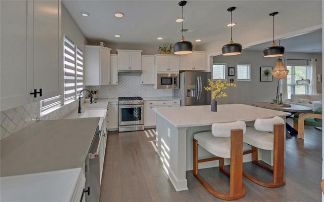 5690 Maple Bluff Way, Hoschton, GA 30548