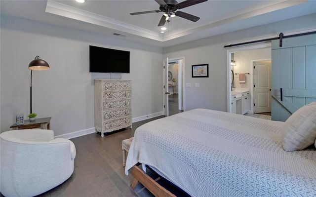 5690 Maple Bluff Way, Hoschton, GA 30548