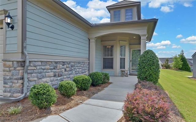 5690 Maple Bluff Way, Hoschton, GA 30548
